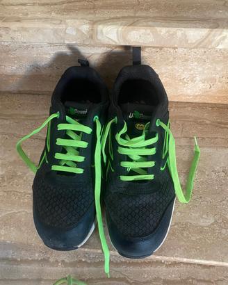 SCARPE ANTINFORTUNISTICHE 