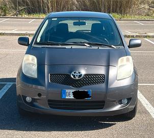 Toyota Yaris Navi 1.3 5 porte