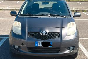 Toyota Yaris Navi 1.3 5 porte
