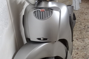 Aprilia scarabeo 200