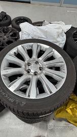 Cerchi e gomme da 21 Range Rover