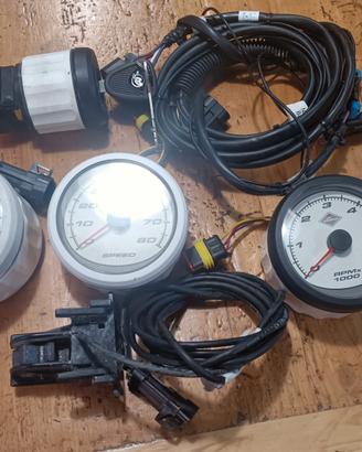 materiale per motore Mercury 