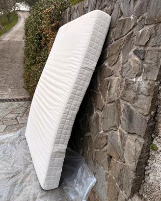 Materasso in schiuma 140 x 200