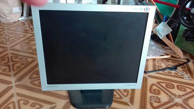 Monitor 17" Samsung SyncMaster 710V
