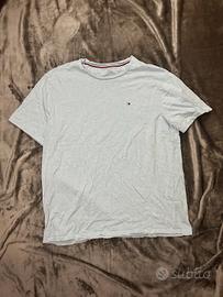 T-shirt Tommy Hilfiger – (trattabile) 