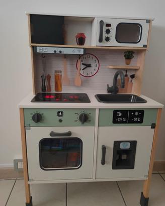 Cucina gioco bambino