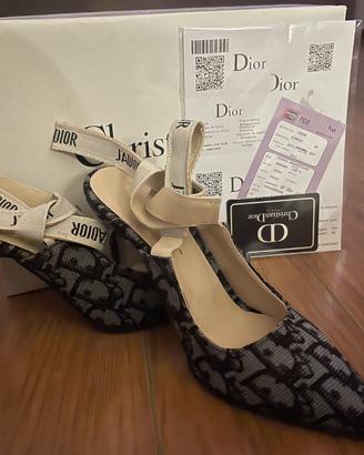 Scarpe con tacco
