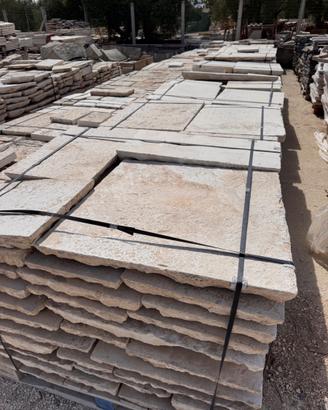 Pavimentare con pietra di recupero