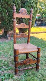 Sedie in legno con seduta impagliata