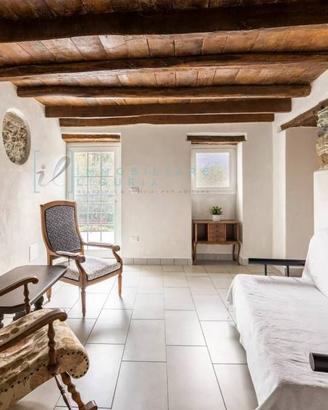 Rustico / Casale di 155 m² con 5 locali a Vessalic