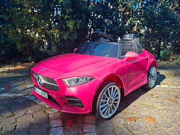 auto elettrica mercedes per bambina con accessori