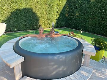 piscina jacuzzi da giardino softub modello poseido