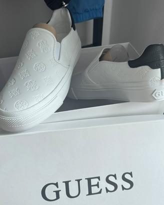 scarpe GUESS