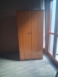 armadio con cassetti 