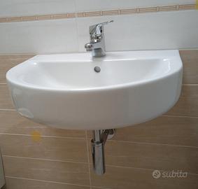 Lavabo singolo (o coppia di lavabo identici)