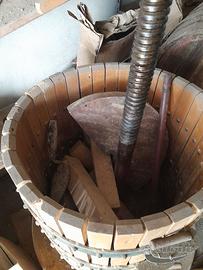 Torchio per uva usato