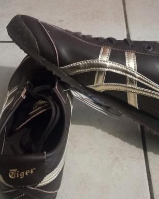scarpe sportive