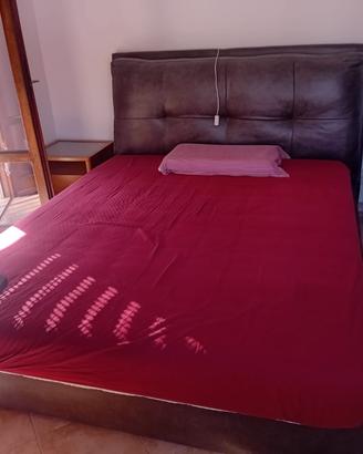 Letto matrimoniale contenitore