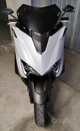 Tmax 560 2021
