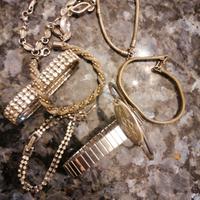 8 bracciali polso da donna. lotto 708