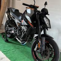 KTM DUKE 790 FULL AKRAPOVIC