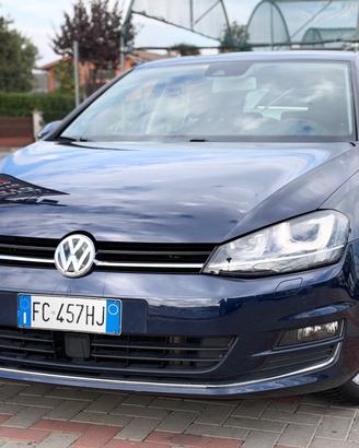 Volkswagen Golf 2.0 TDI 5p. Executive BlueMotion