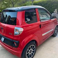 Disponibile Microcar M.Go rossa