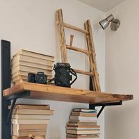 Scala decorativa in legno 