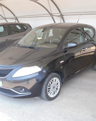 Lancia Ypsilon 1.2 69 CV GPL Ecochic Silver