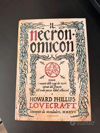 Mondadori Il Necronomicon di H.P. Lovecraft
