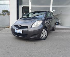 Toyota Yaris 1.0 5 porte