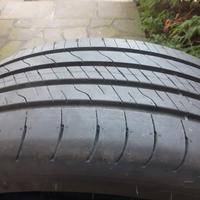 Gomme Goodyear efficientgrip 215/55/18 99v
