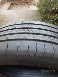 Gomme Goodyear efficientgrip 215/55/18 99v