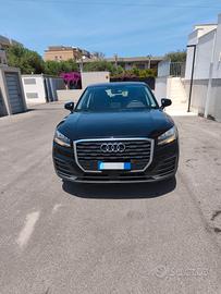 AUDI Q2 1.6 TDI BUSINESS 2017