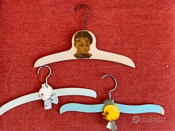 Antiche grucce appenduabiti bimbi anni 30