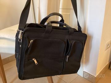 Borsa da viaggio da viaggio o ufficio