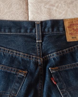 Levis e Diesel