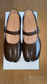 Maison Margiela Tabi Mary Jane Scarpe in Pelle