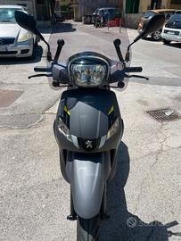 Tweet gt 125