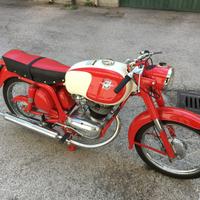 Moto d'epoca ma agusta