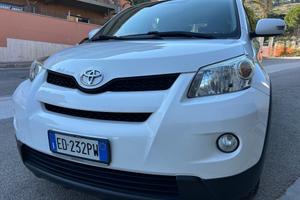 Toyota Urban Cruiser 1.4 D-4D 4WD unico proprietar