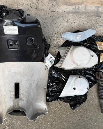 Accessori Pezzi di ricambio  Aprilia Leonardo 250