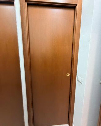 Porta scorrevole in legno