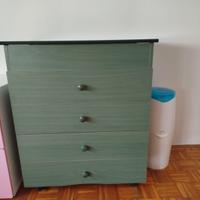 Cassettiera in legno 