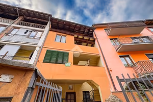 CASA SEMINDIPENDENTE A GAZZANIGA