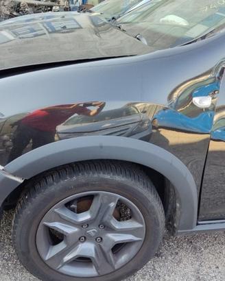 Parafango sinistro DACIA SANDERO del 2018