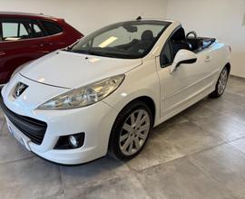 Peugeot 207 1.6 8V HDi 112CV CC Féline