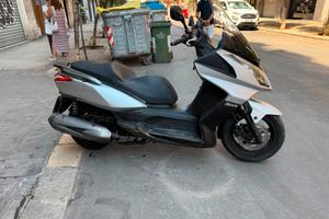 Kymco downtown 300i 