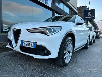 Alfa Romeo Stelvio 2.2 Turbodiesel 210 CV AT8 Q4 E