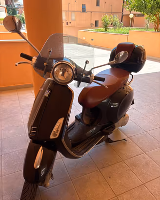 Vespa 125 primavera Piaggio, accessoriata